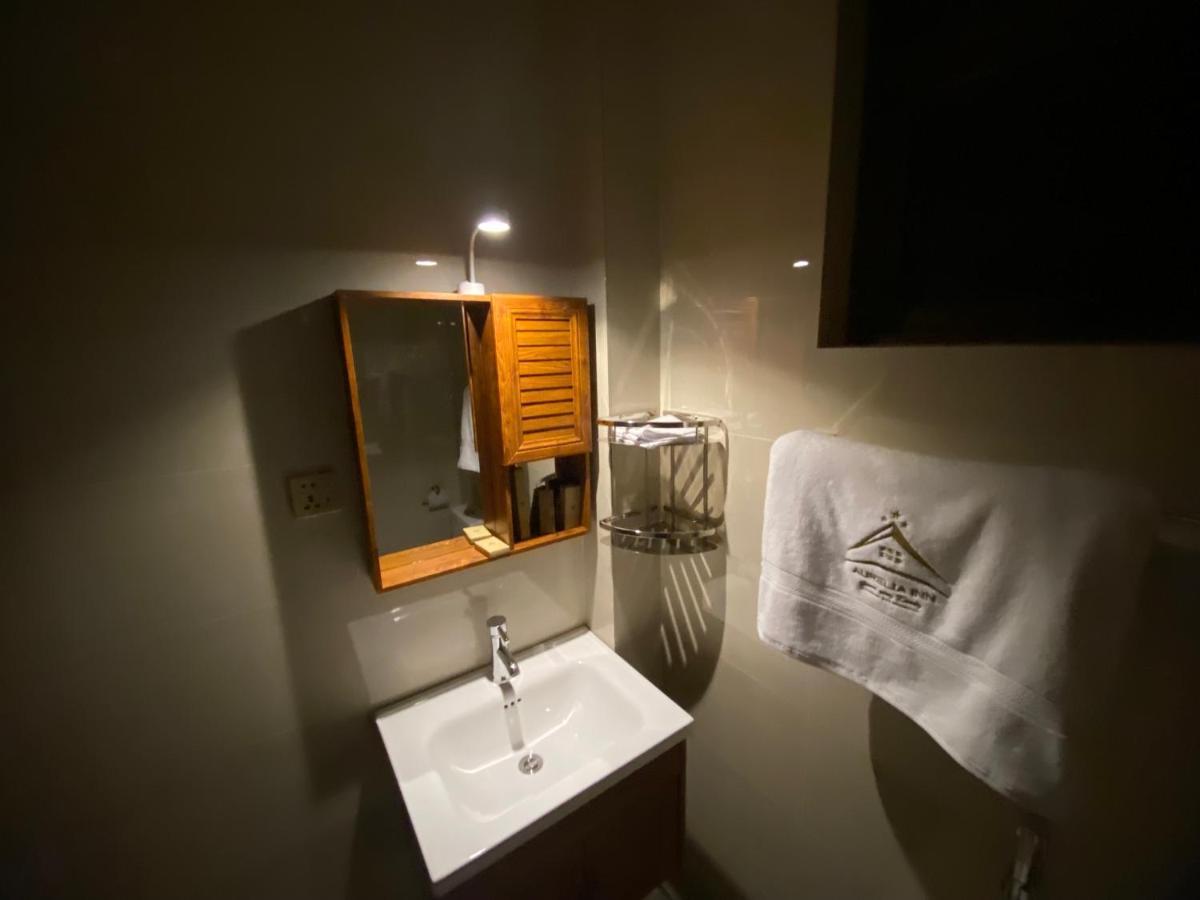 Aurelia Inn แคนดี้ ภายนอก รูปภาพ